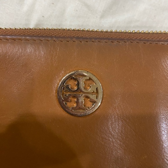 Tory Burch Wallet - Picture 6 of 6